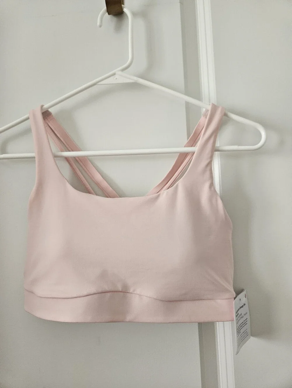 NWT Lululemon Sz Small Energy Bra Medium Support, B-D Cups Evolve Blush Quartz